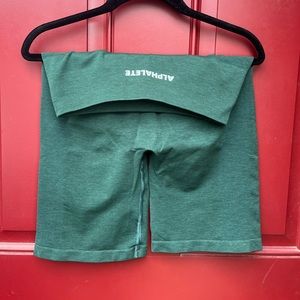 Alphalete amplify biker shorts